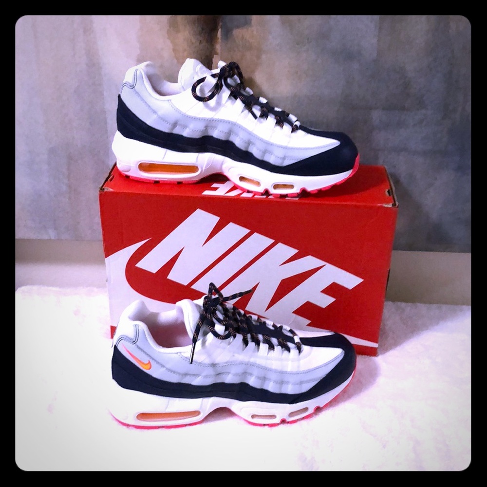 BRAND NEW!!! Nike Air Max 95